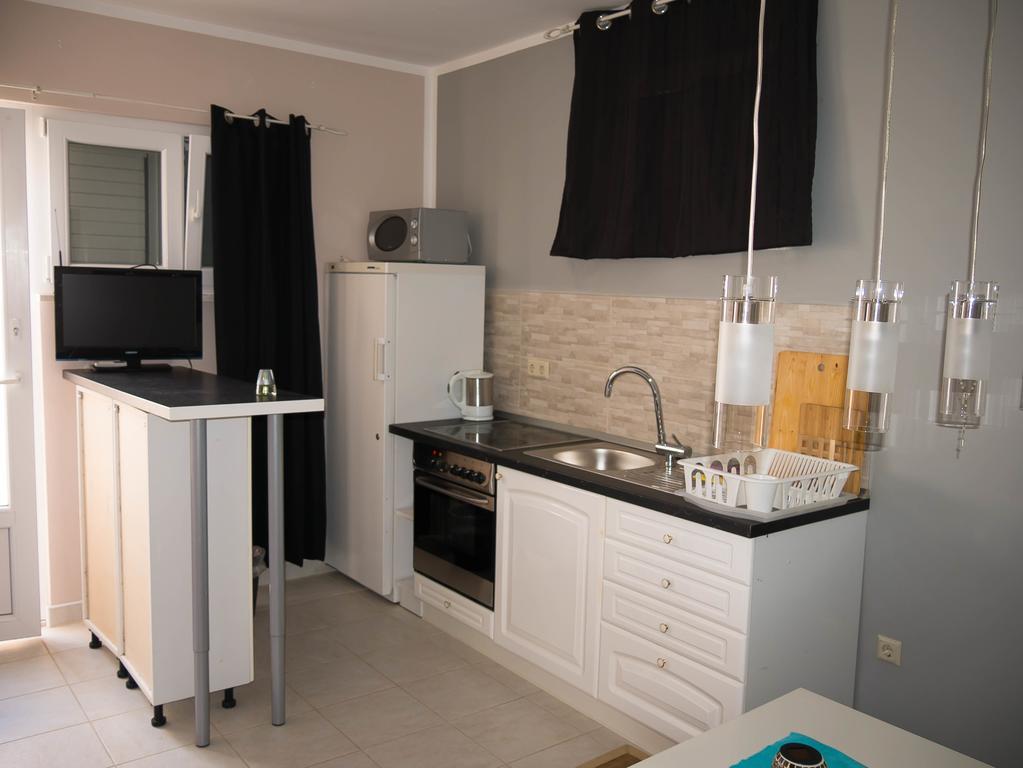 Take It Easy Apartments Slatine Esterno foto
